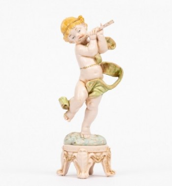 Angel with flute (61) porcelain type 16 cm.