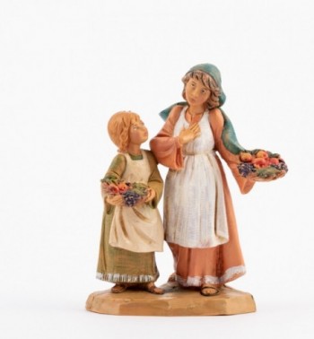 Shepherdesses (246) for creche 12 cm. with lithographed box