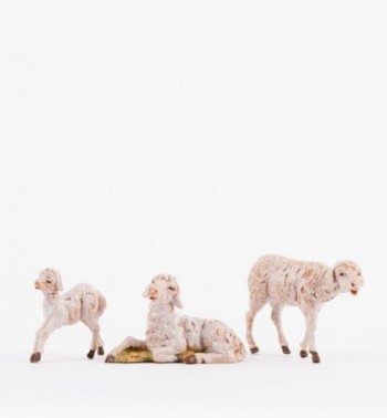 Sheep family for creche 12 cm.