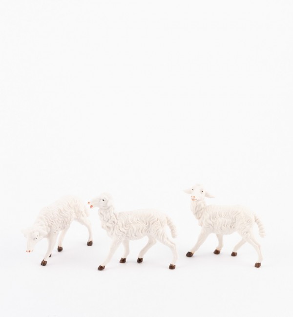 Sheep for creche traditional colours 19 cm.