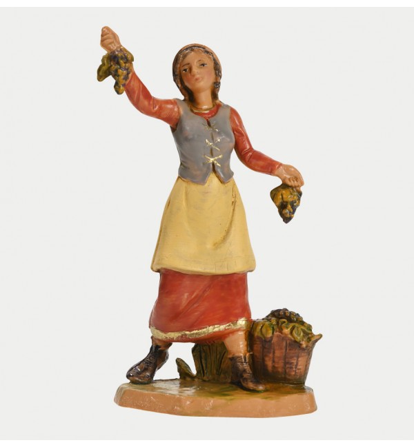 Shepherdess (927) for creche 9,5 cm.